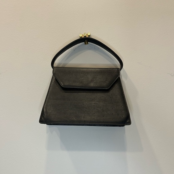 Gnuyki Vintage Designer Handbag - Picture 2 of 8